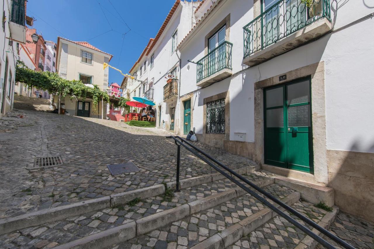 Alfama Typical Beco Da Adica Apartment Lisbon Exterior photo